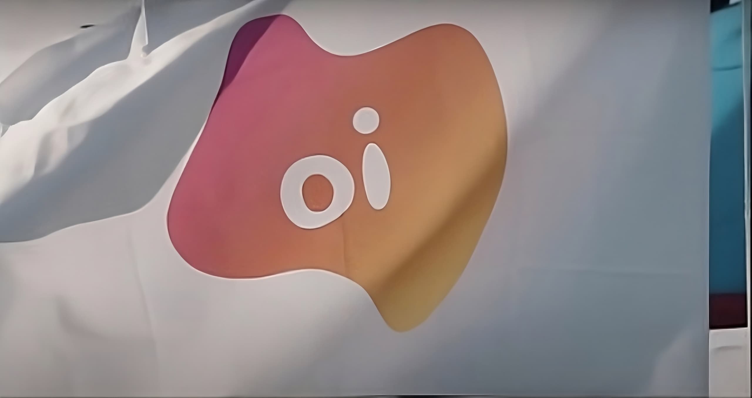 Oi (OIBR3): Bilionário despacha mais ações e praticamente zera posição