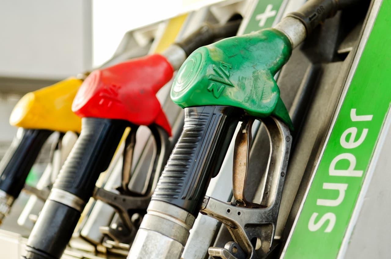 Gasolina passa a ter 32% de etanol a partir deste sábado (1)