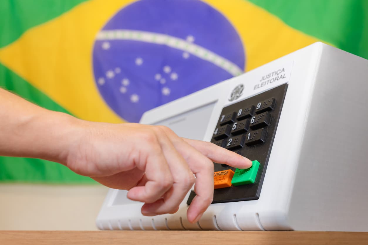 PCB e PSTU aprovam candidaturas próprias à presidência da República