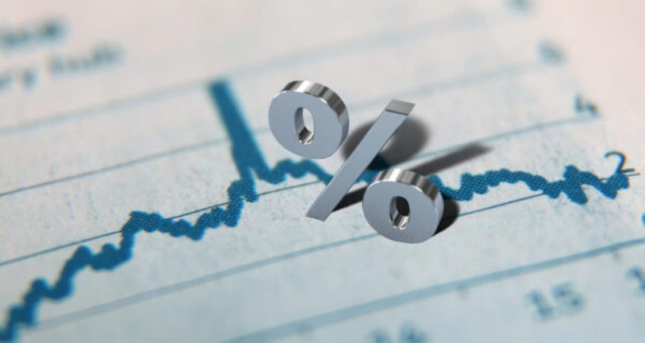 Juros futuros têm queda com alívio nos preços do petróleo e à espera de Copom