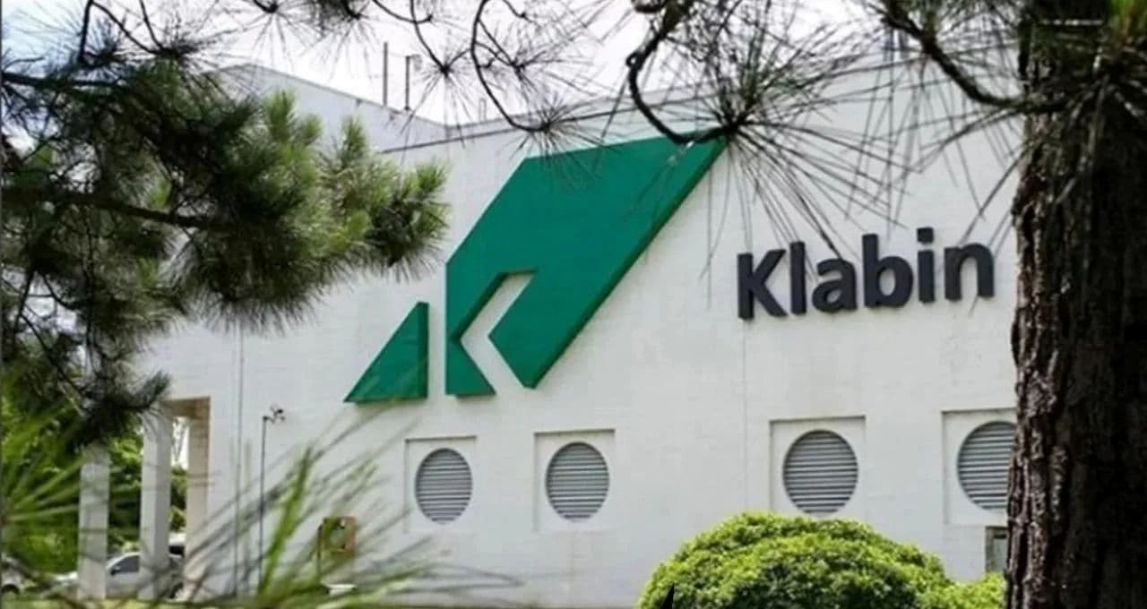 Após balanço acima do esperado, Klabin (KLBN11) ainda tem espaço para subir? O que dizem Citi e Itaú BBA