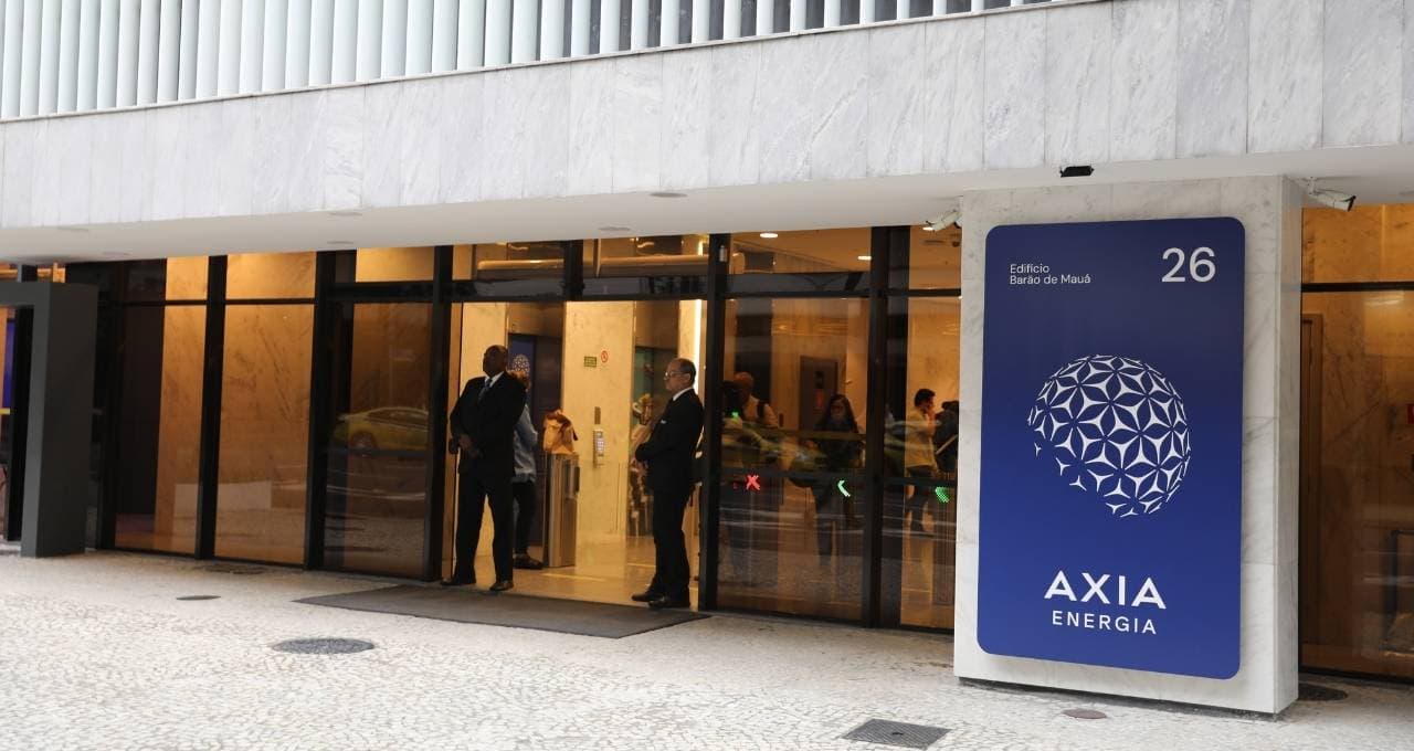 Axia Energia (AXIA3) prioriza resgate de ações como forma de remunerar acionistas, diz CFO