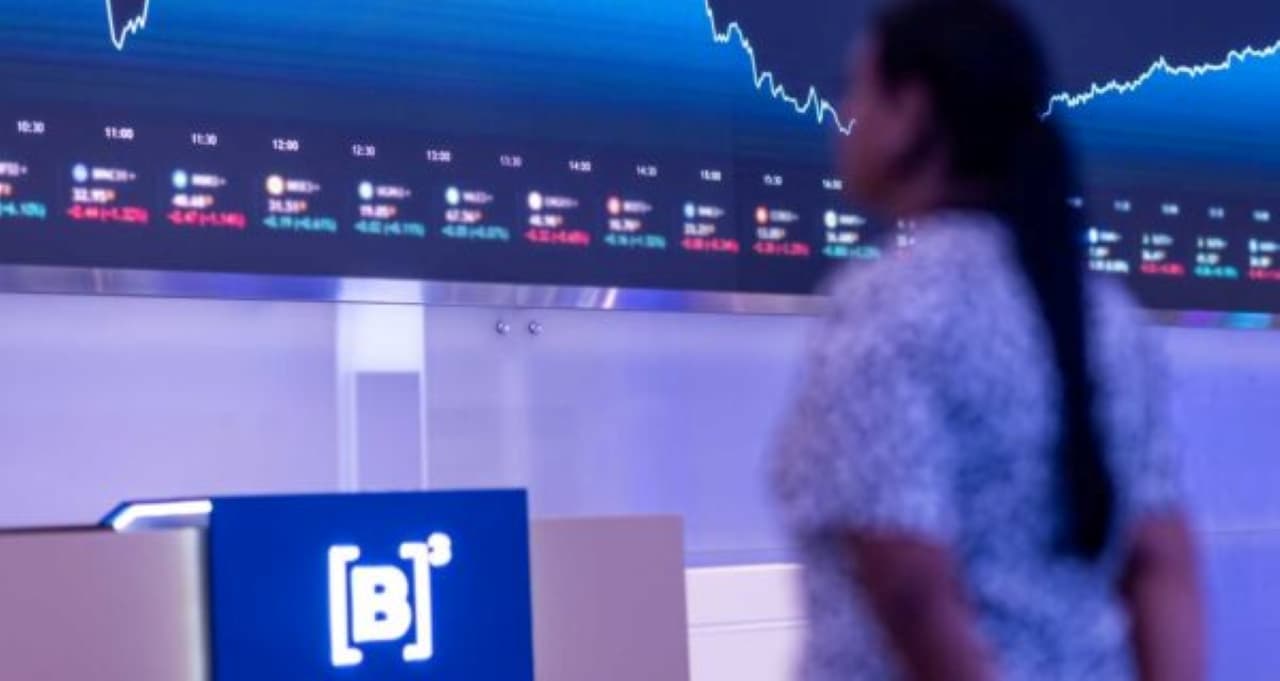 Swing trade: BB Investimentos recomenda a venda de Bradesco (BBDC4) e Equatorial (EQTL3) nesta segunda (10)