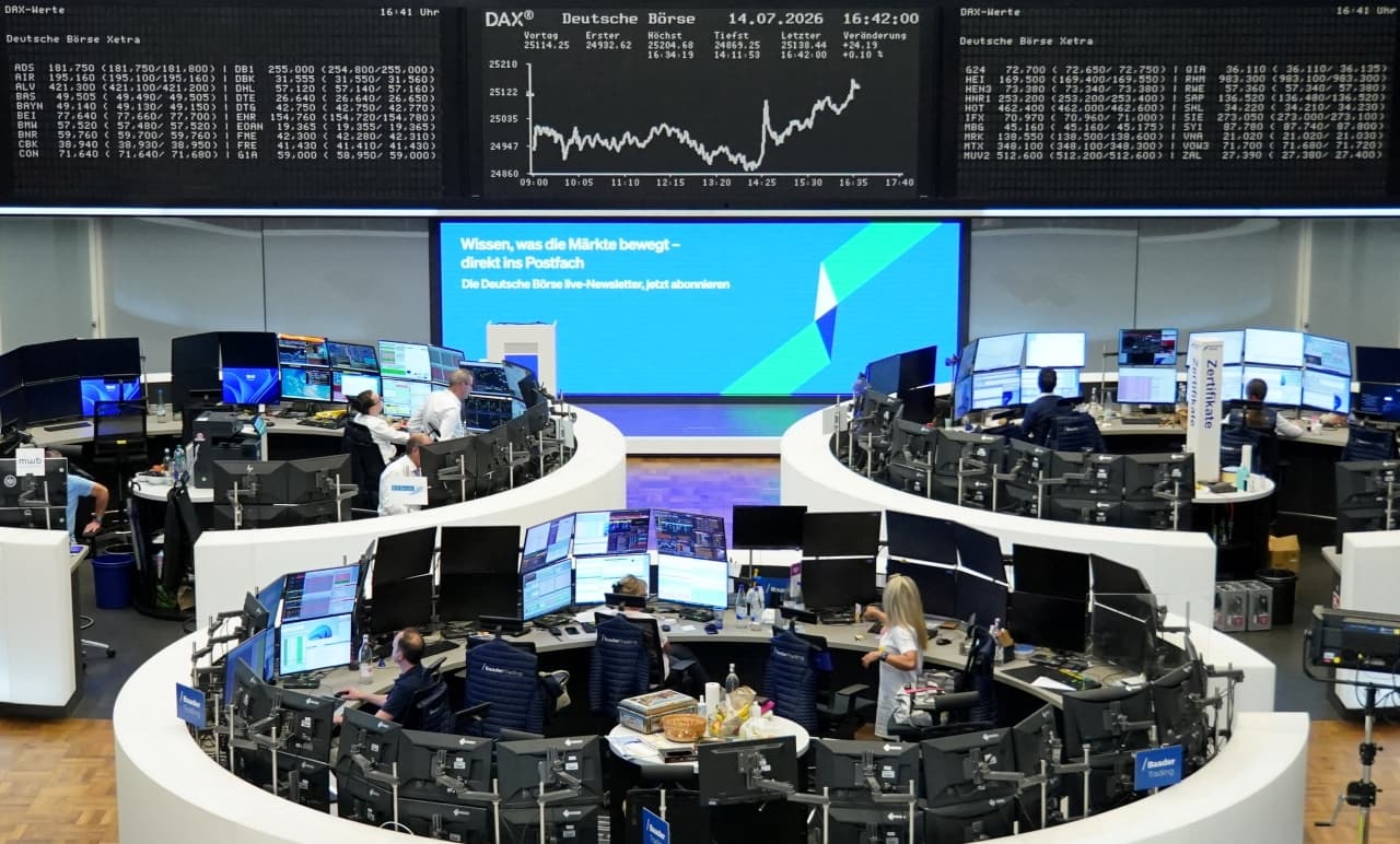 Bolsas da Europa fecham sem direção única com incerteza sobre negociações para Ormuz