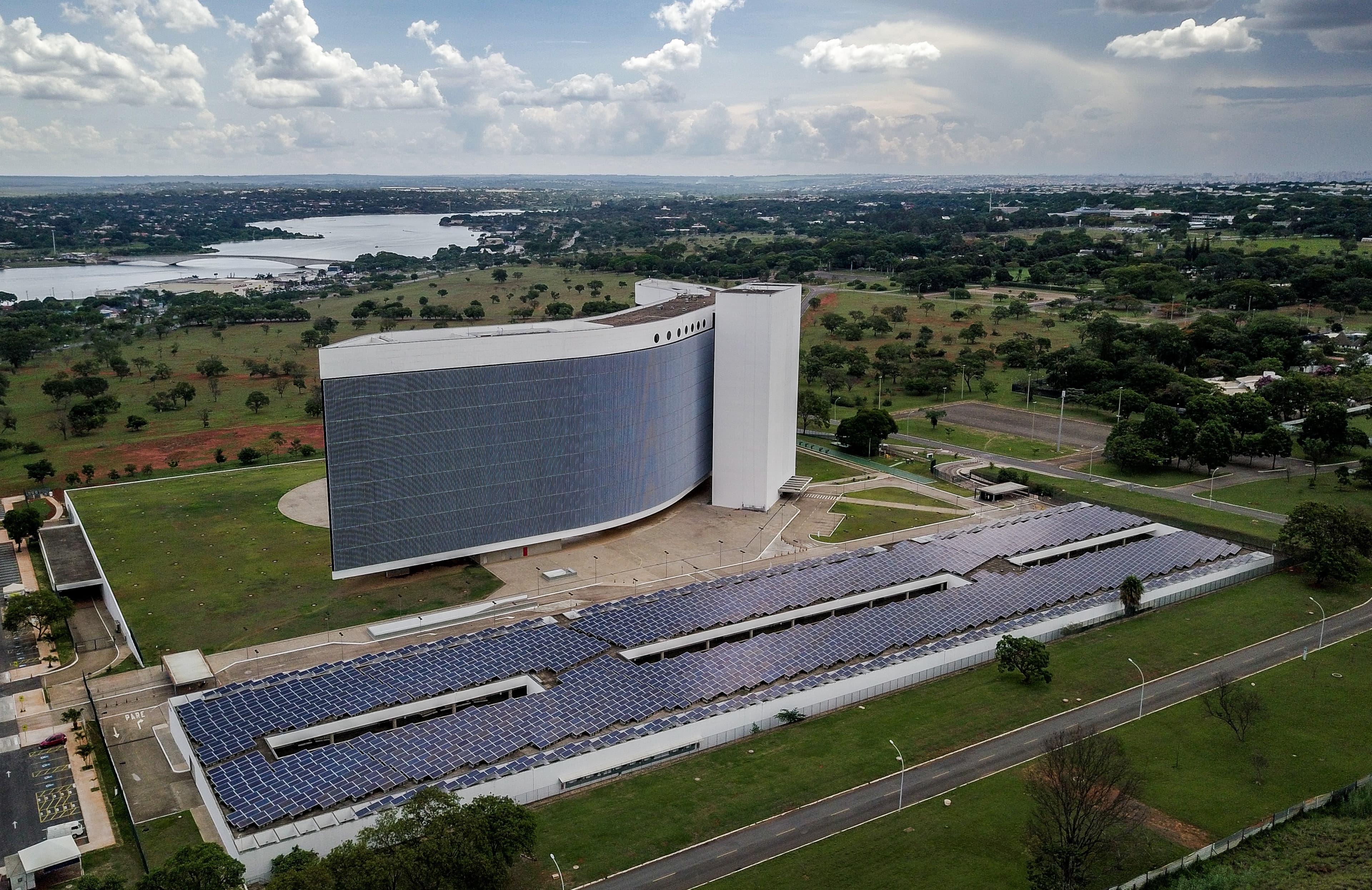 Plano de Governo é obrigatório, mas eleito pode descumprir propostas