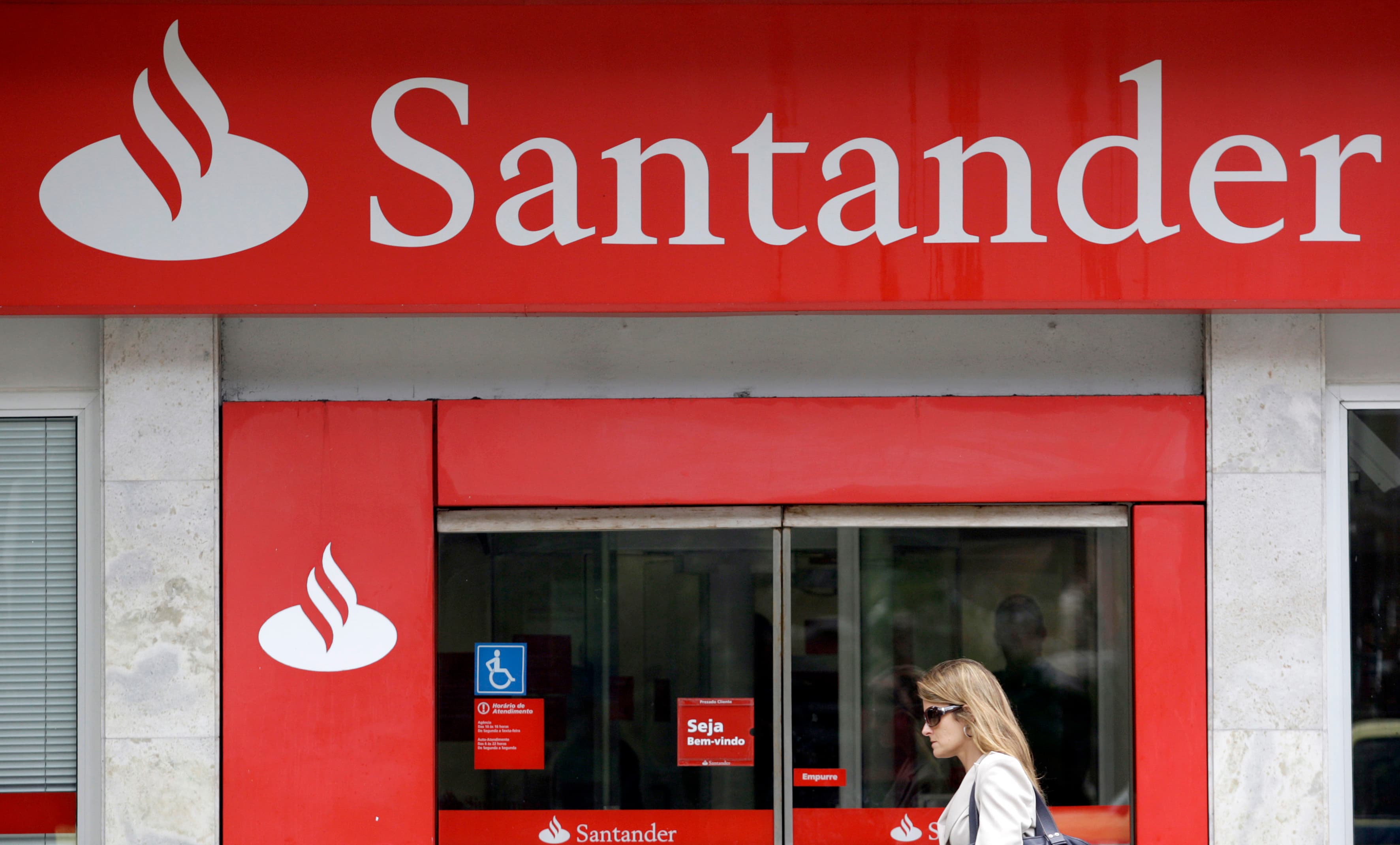 Santander (SABN11): UBS BB rebaixa recomendação para neutra e corta R$ 10 do preço-alvo de olho em OPA