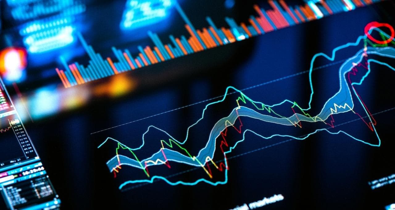 Tchau, Itaú (ITUB4): 10 ações com retornos de até 13% para investir em setembro, segundo Ágora