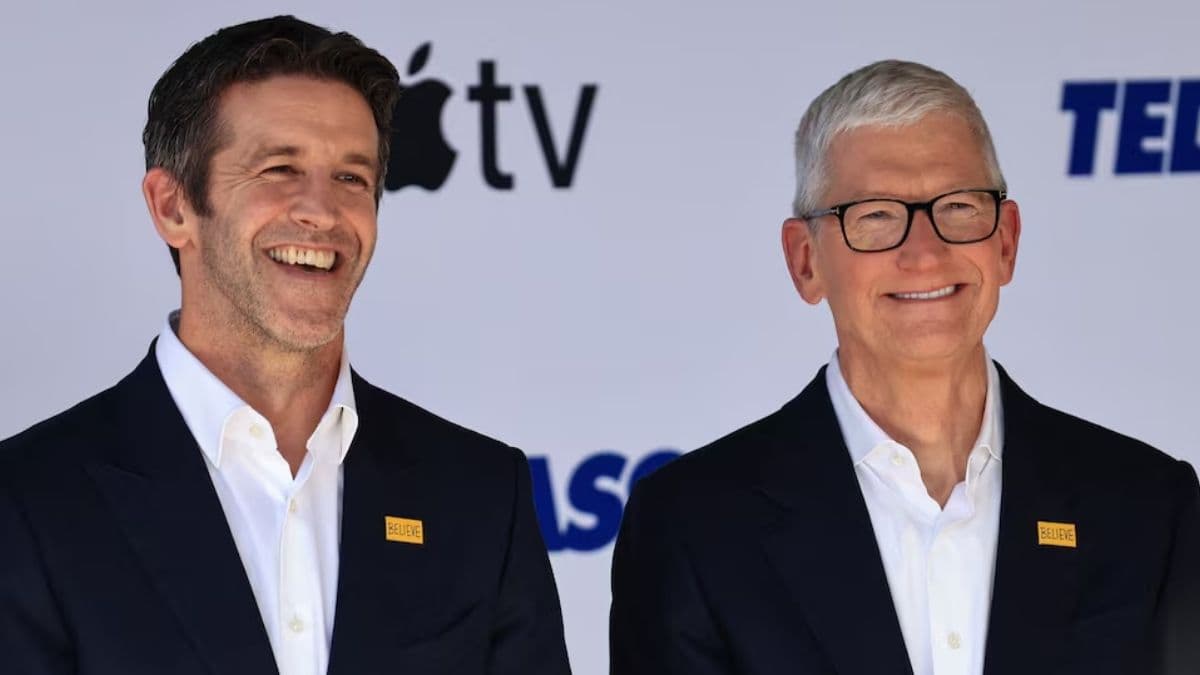 Apple (AAPL34): Com 25 anos de casa, John Ternus sucede Tim Cook sob pressão de aplicar IA nos produtos e descobrir o ‘novo iPhone’