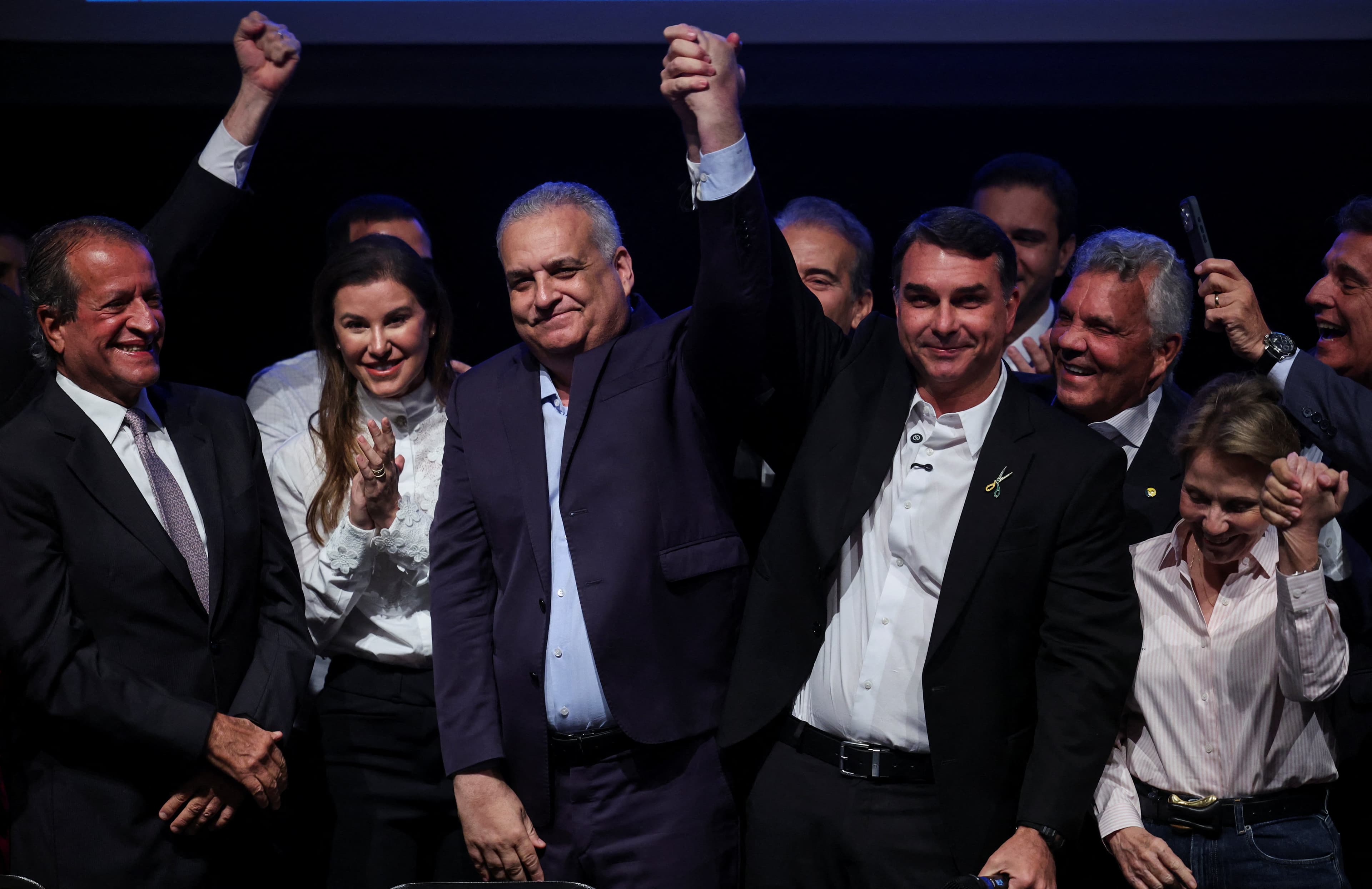 TSE investiga suposto abuso de poder econômico em ato de Flávio Bolsonaro na Festa do Peão de Barretos