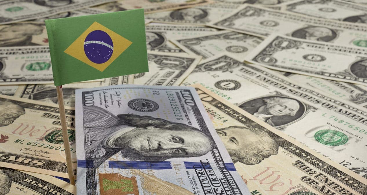 Dólar cai a R$ 5,10 com eleições em foco