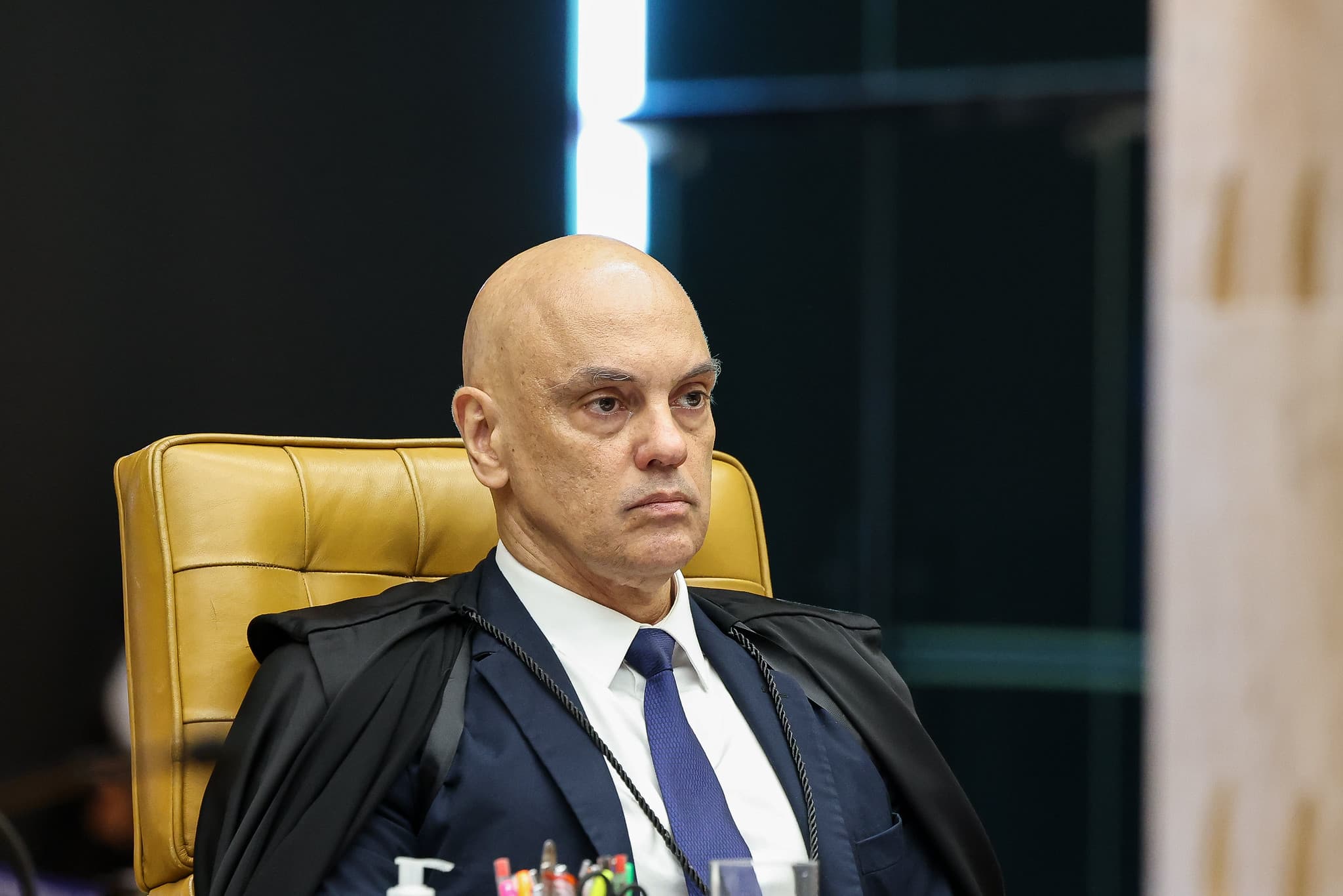 Mulher de Moraes nega vínculo pessoal com Vorcaro em viagem de jatinho