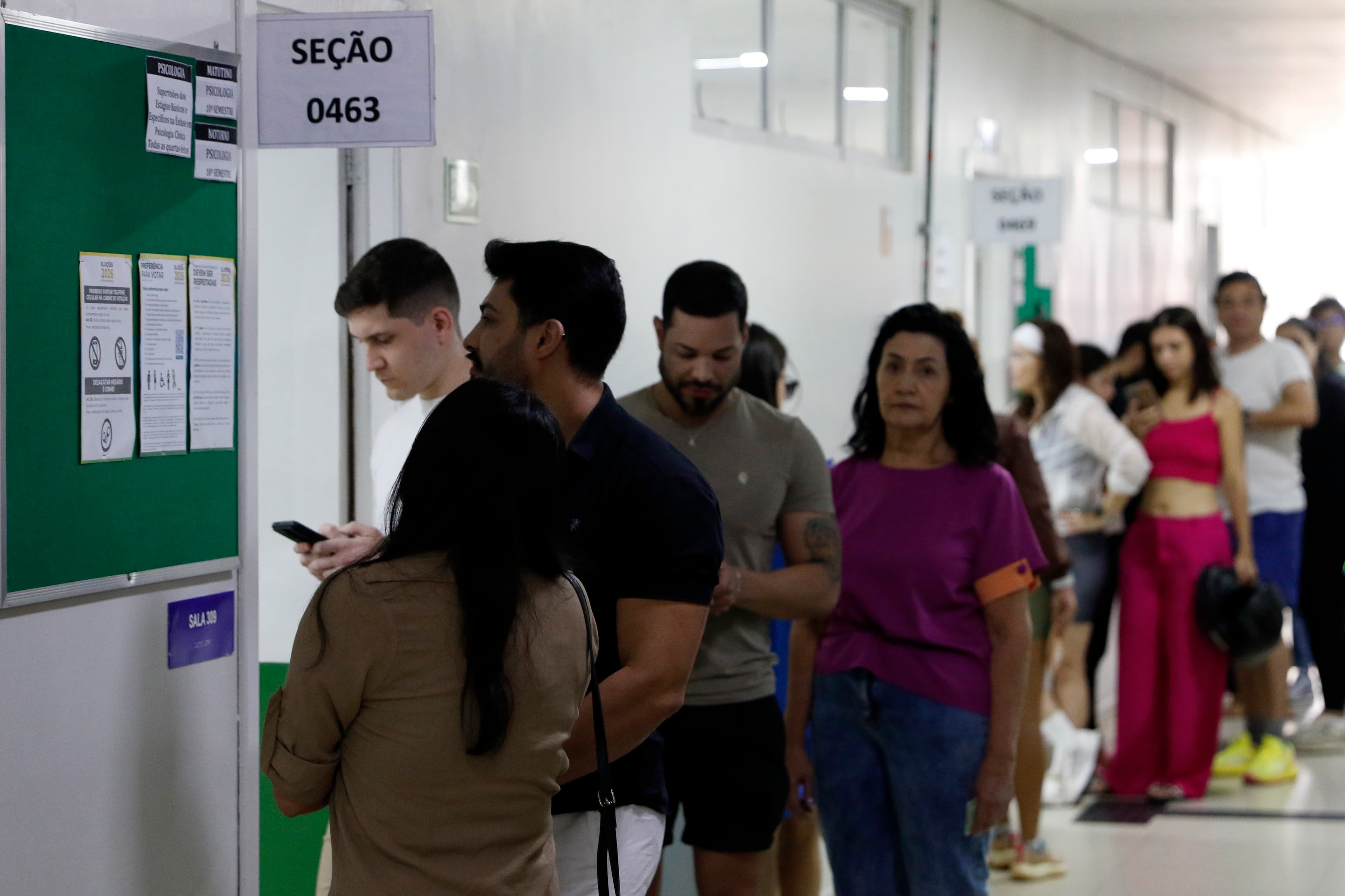 Eleições 2026: Eleitores ficam no escuro após falta de energia em cidades de MS