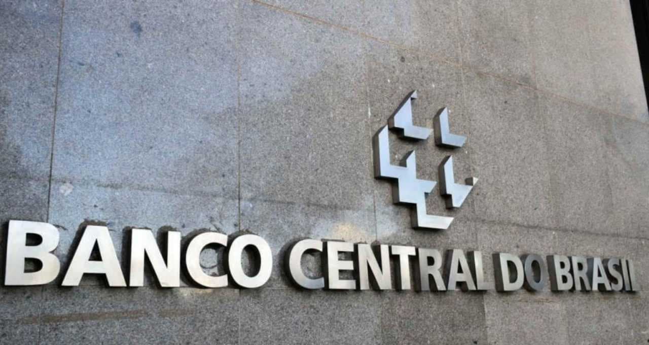 Economistas sobem expectativa para inflação pela terceira vez; veja o Focus desta segunda-feira (5)