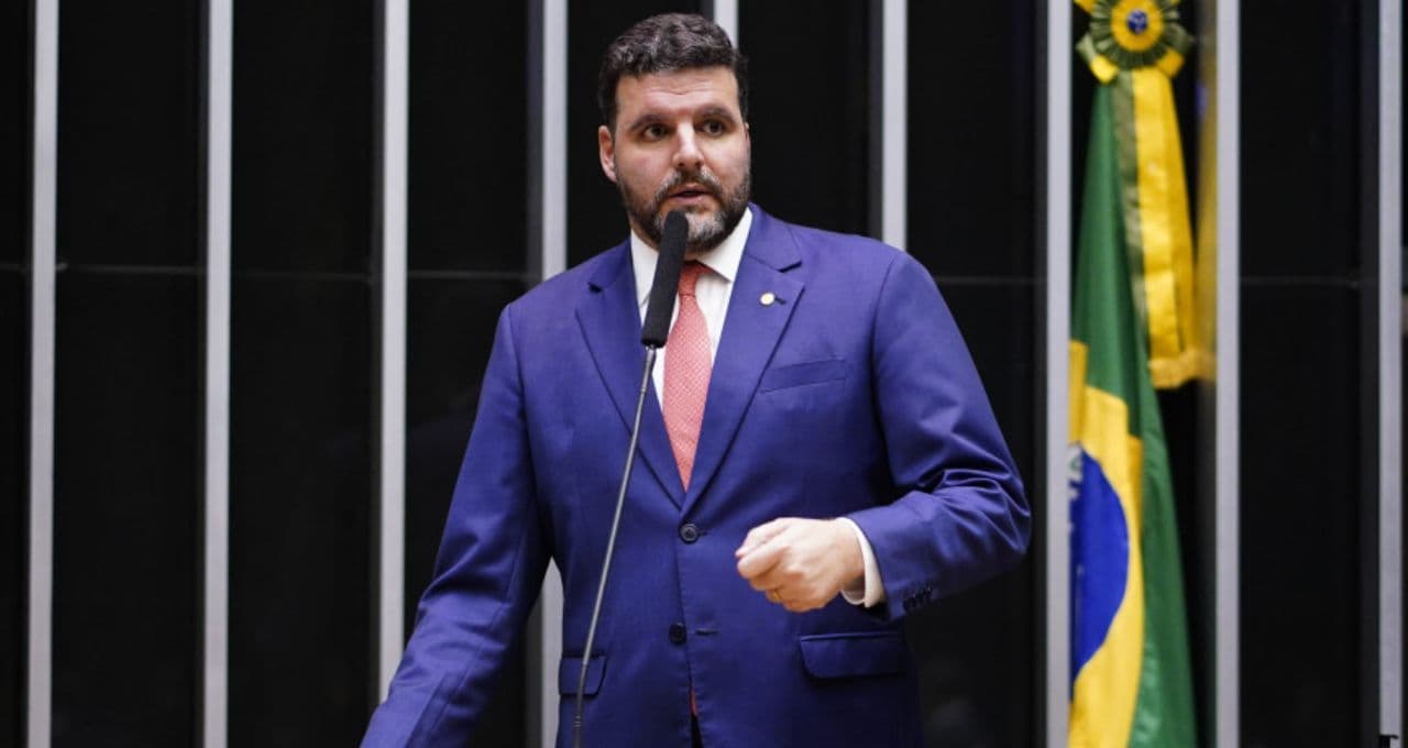 Um nome e três cotados: os bastidores da disputa pela Agricultura se Flávio Bolsonaro vencer