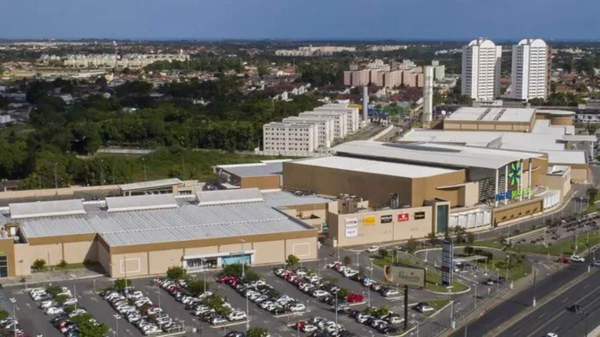 HSML11 vende fatia de shopping para FII do Safra e destrava dividendos; cotas sobem na bolsa