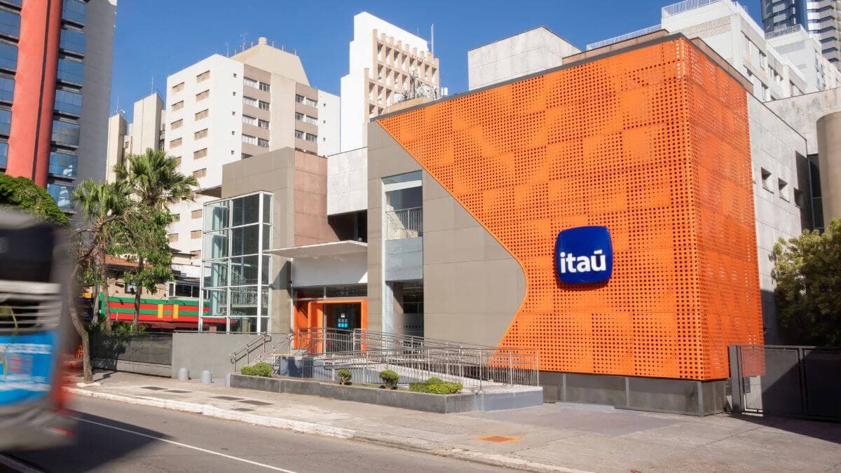 Itaú (ITUB4) aprova pagamento de quase R$ 4 bilhões em JCP; veja quem terá direito ao provento