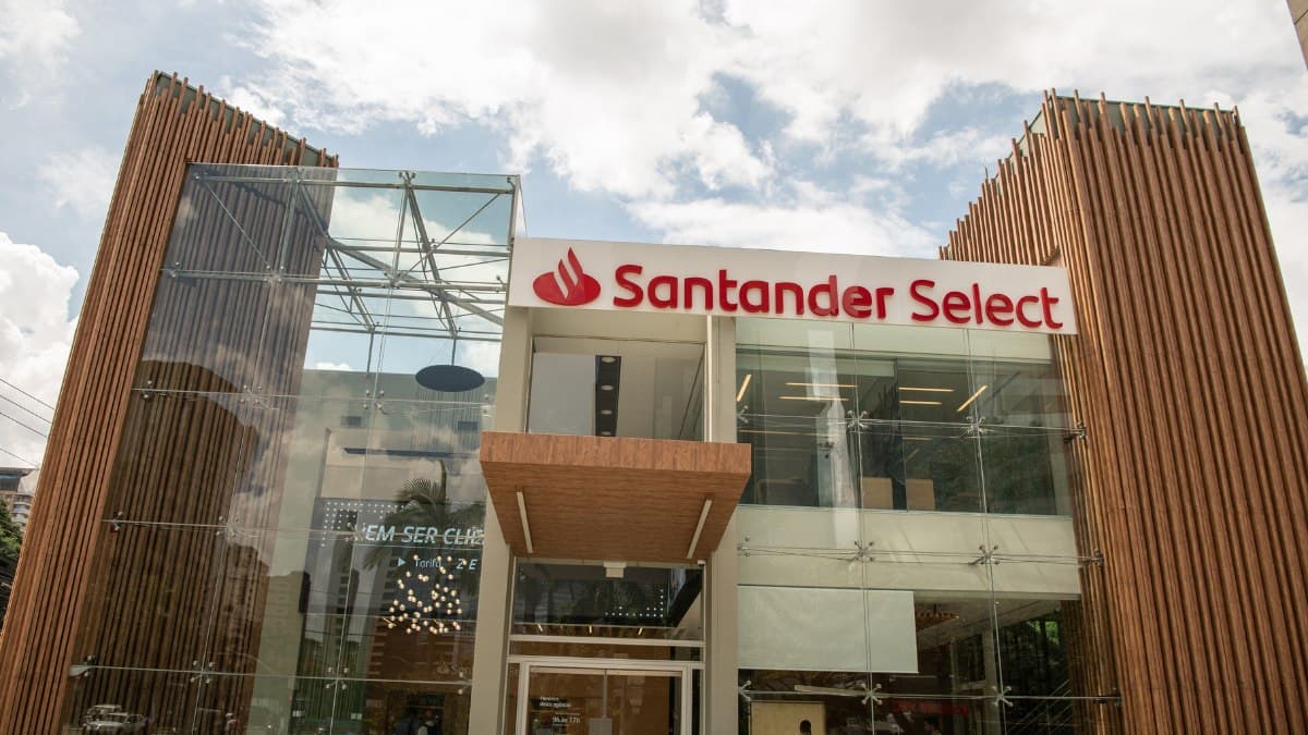 Santander (SANB11) anuncia incorporação da Esfera, subsidiária de programas de fidelidade; e agora?