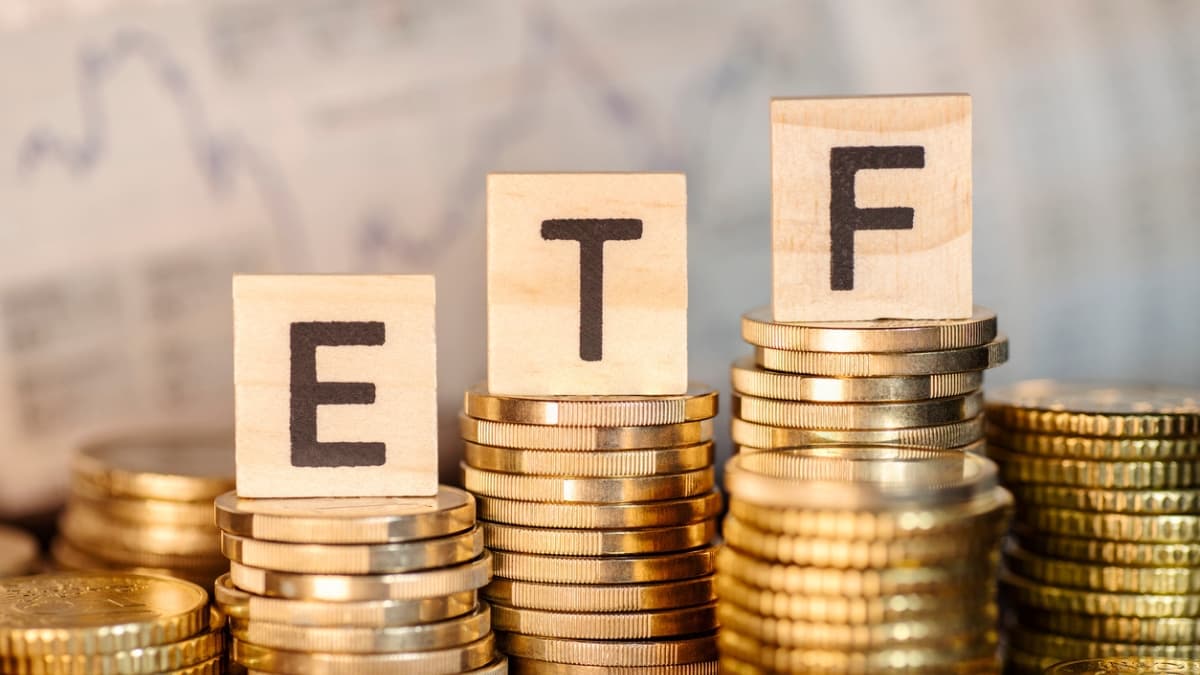 Renda fixa domina novos ETFs e recebe 80% dos investimentos — por que esses fundos chamam a atenção e quais são os principais?
