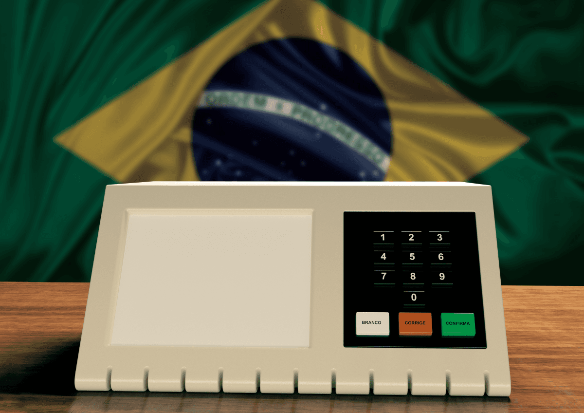 Lula e Flávio Bolsonaro voltam a empatar, mostra pesquisa; veja a lista de candidatos na corrida pela presidência