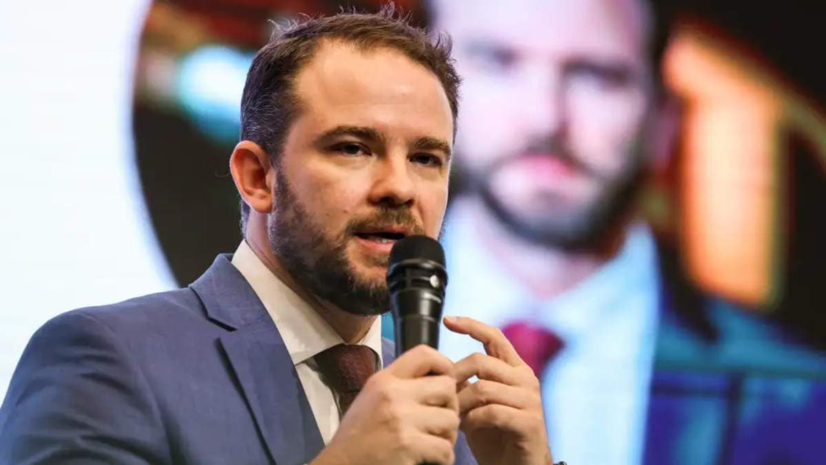 A 10 dias das eleições, ministro da Fazenda defende que governo Lula adotou ‘política fiscal correta’ em artigo na The Economist