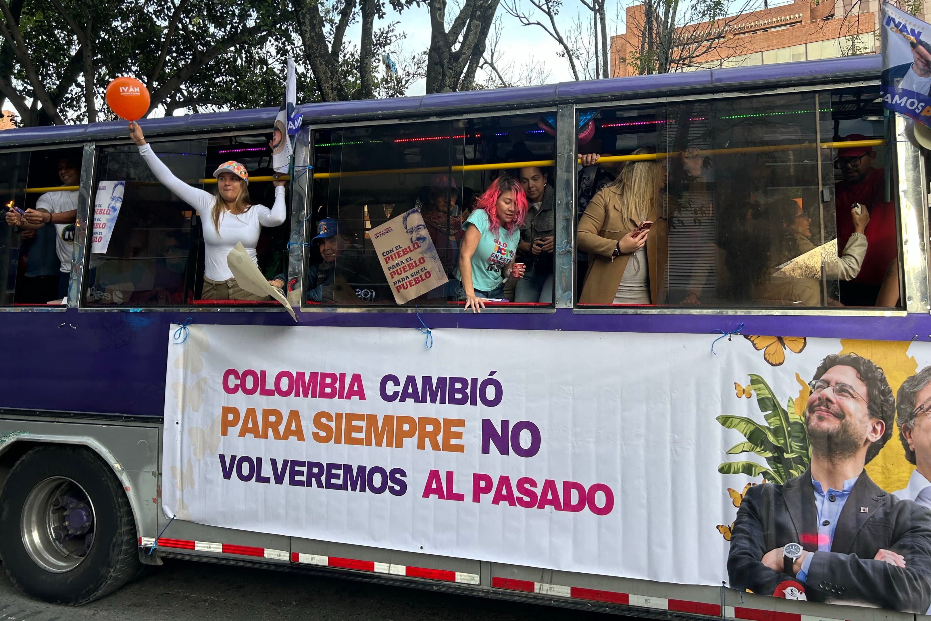 Eleição na Colômbia pode repetir situação do México, diz pesquisadora
