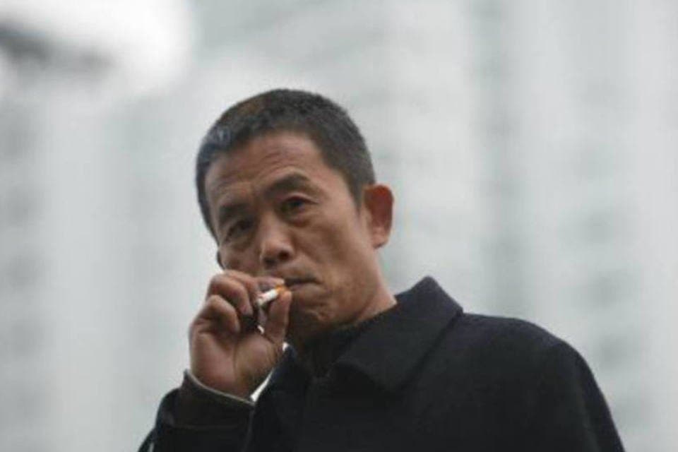 Chineses fumam quase metade dos cigarros do mundo — e o governo não consegue mudar isso