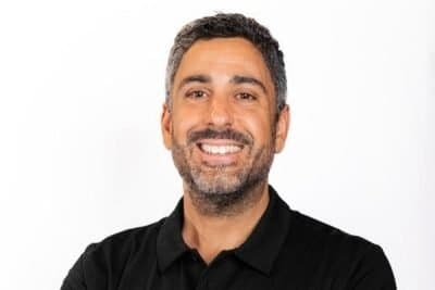 Esse CEO investe US$ 10.000 por funcionário e registra crescimento de 95% nas vendas