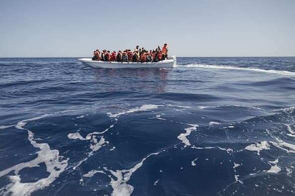 Naufrágio perto de Malta deixa ao menos 10 mortos