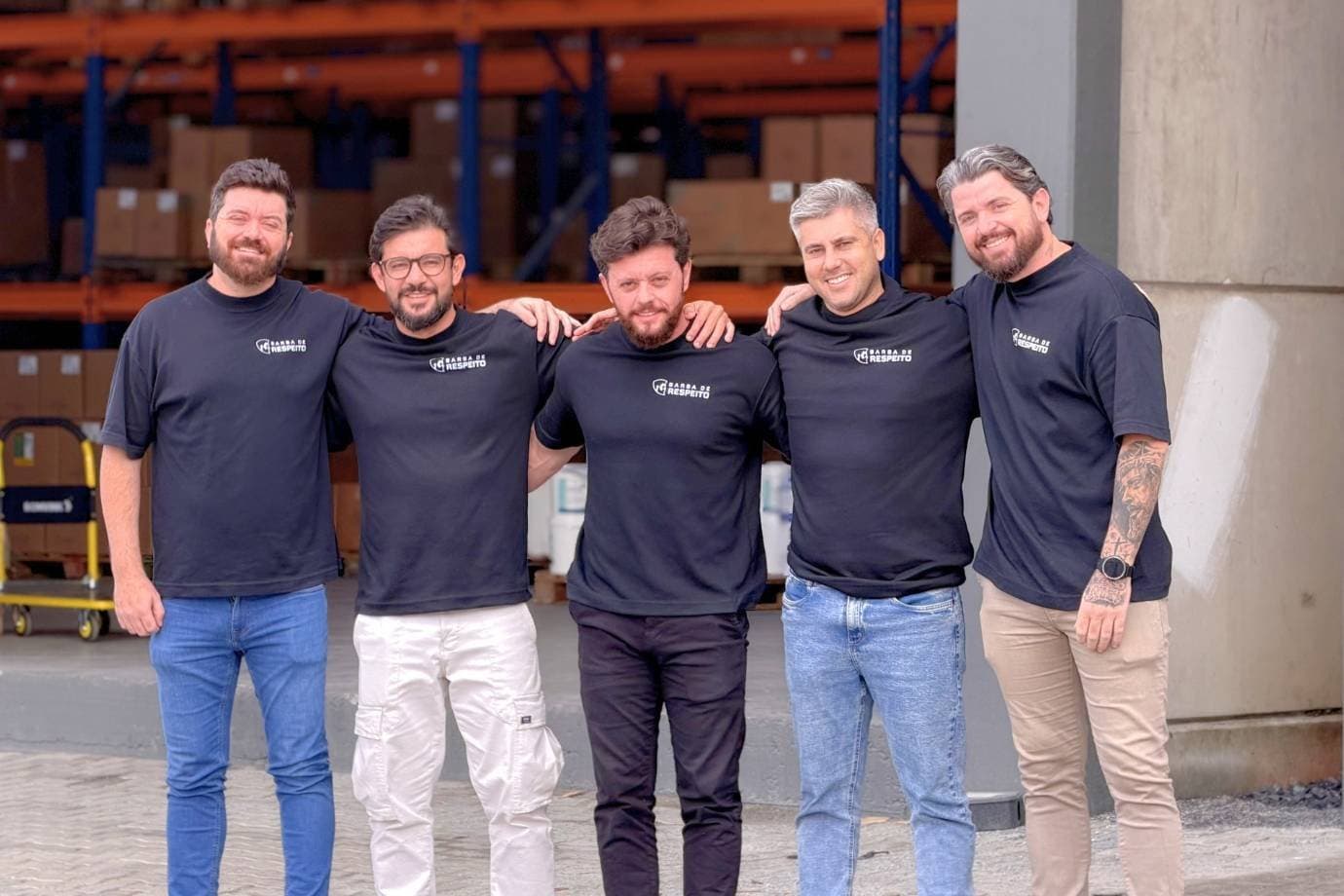 Eles já faturaram R$ 27 milhões, perderam tudo — e agora apostam em retorno com fábrica própria