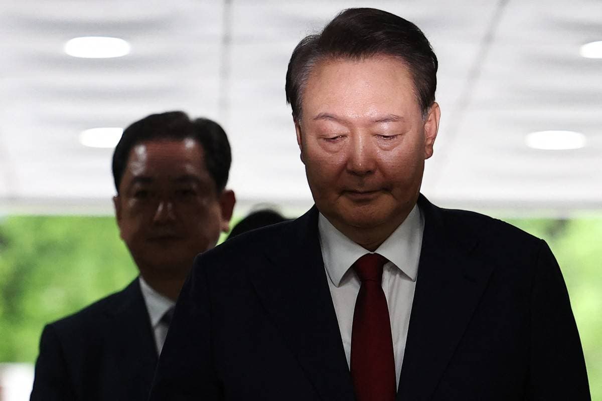 Coreia do Sul condena ex-presidente por provocação à Coreia do Norte
