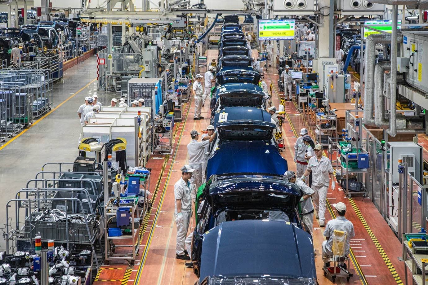 Montadora chinesa avança no plano de fabricação de carros em Goiás e fecha parceria com a 99