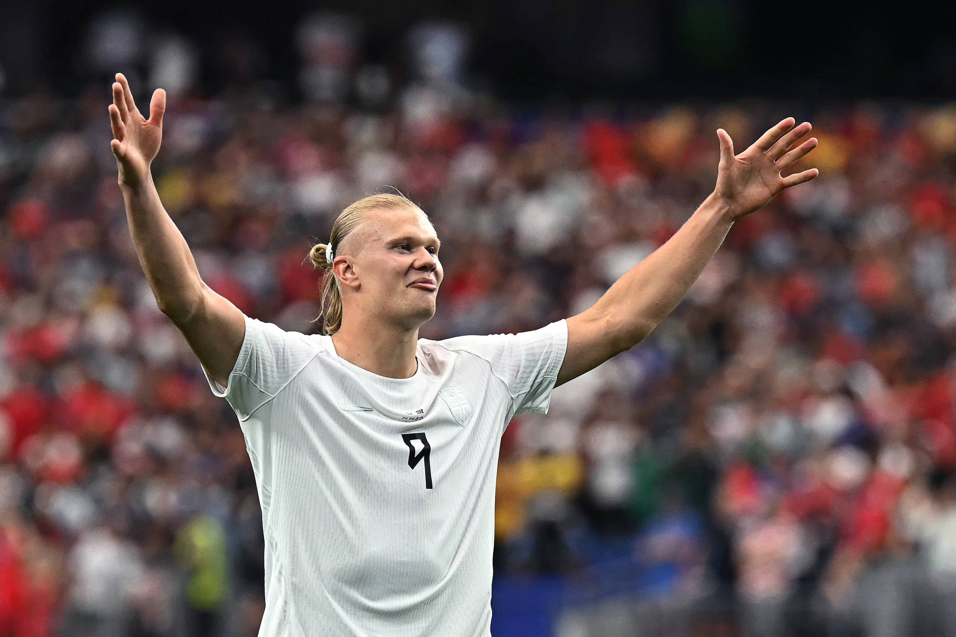 Quanto ganha e qual é a fortuna de Erling Haaland, artilheiro da Noruega na Copa
