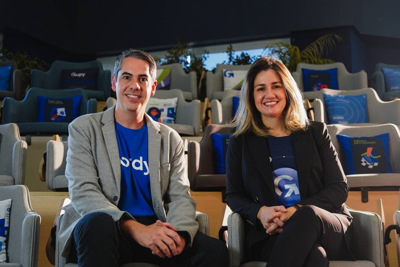 Gupy investe na Bondy e quer levar processos de RH para conversas no WhatsApp