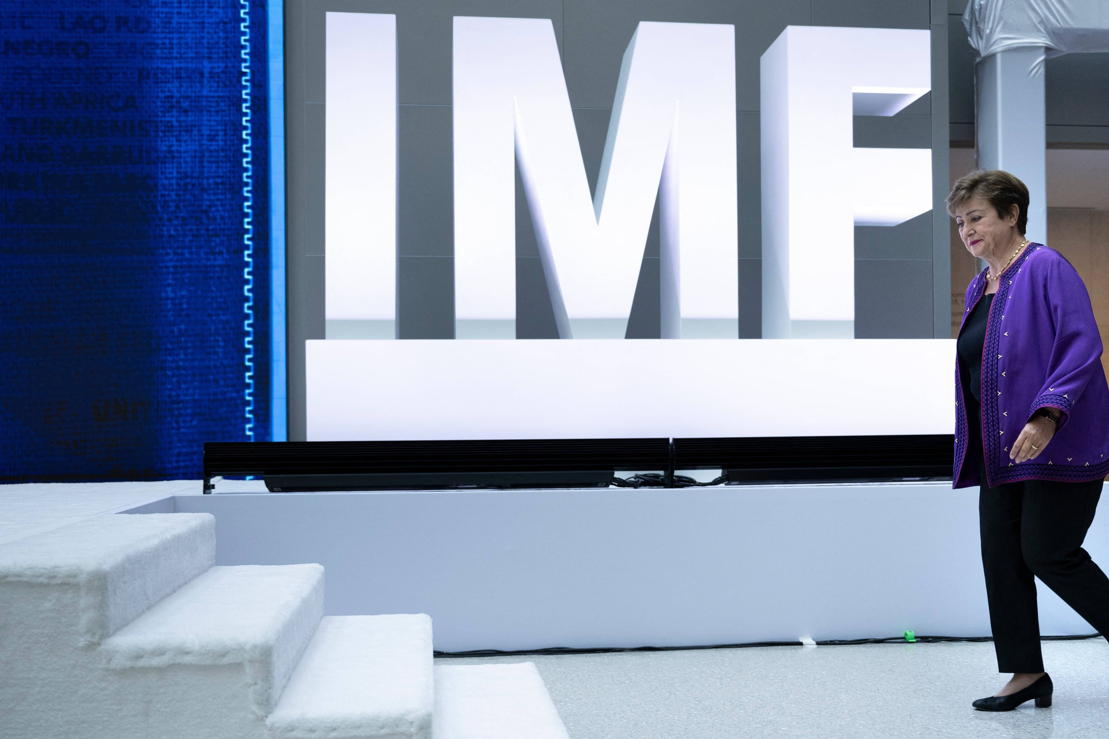 FMI melhora projeção para o Brasil, mas reduz previsão para economia global