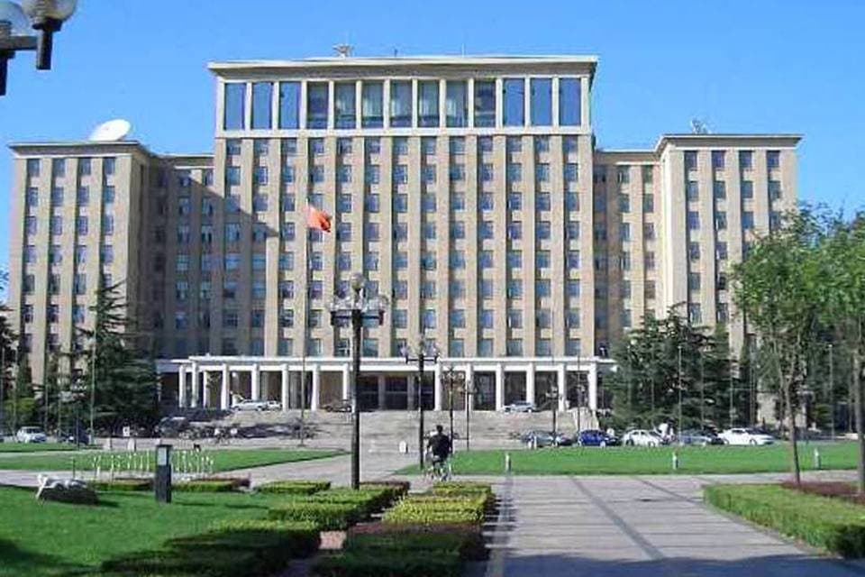 China bate recorde de graduados, mas trabalho flexível pode alcançar 44% das pessoas