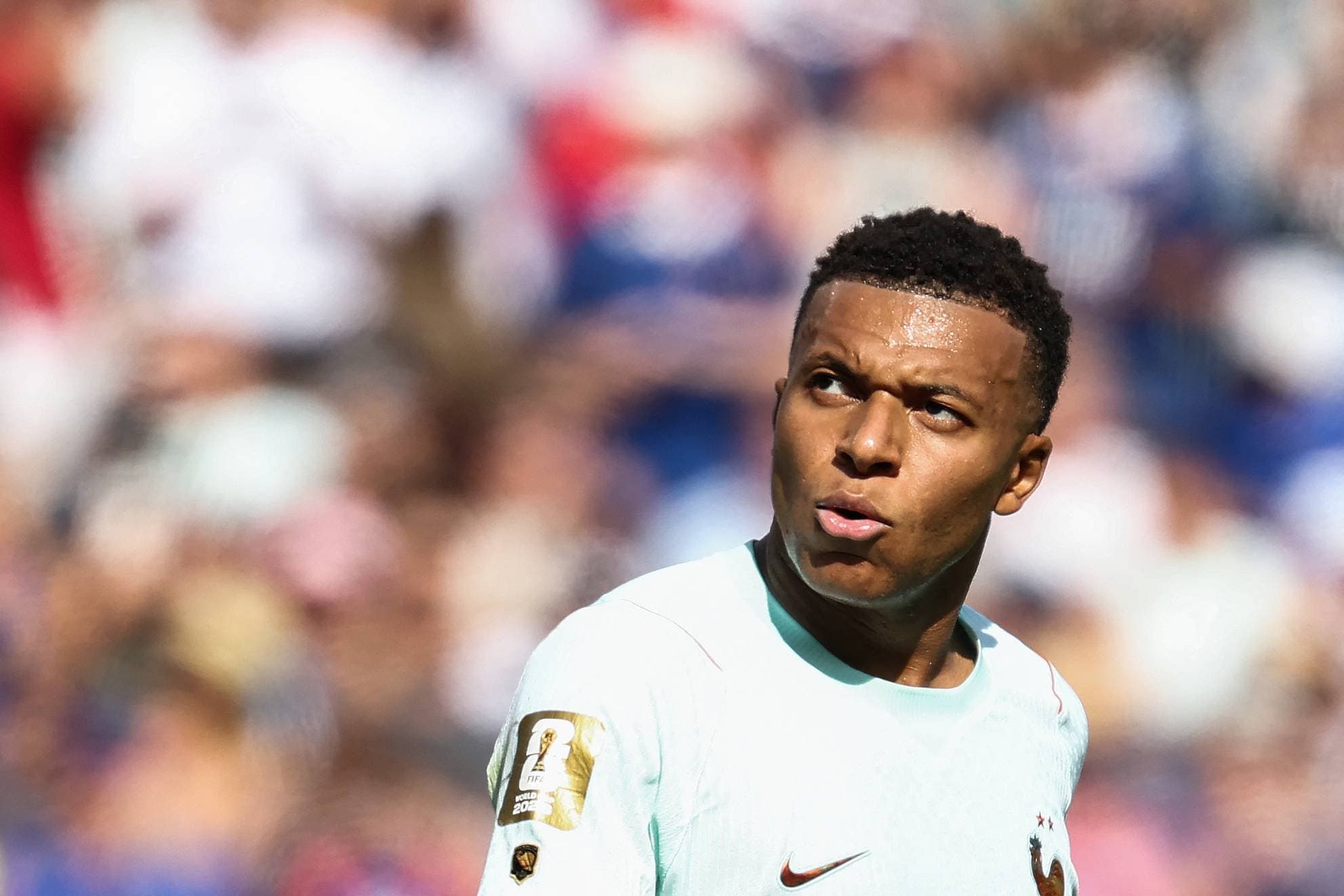 Ex-premiê gera revolta ao dizer que França tem seleção 'sem franceses'