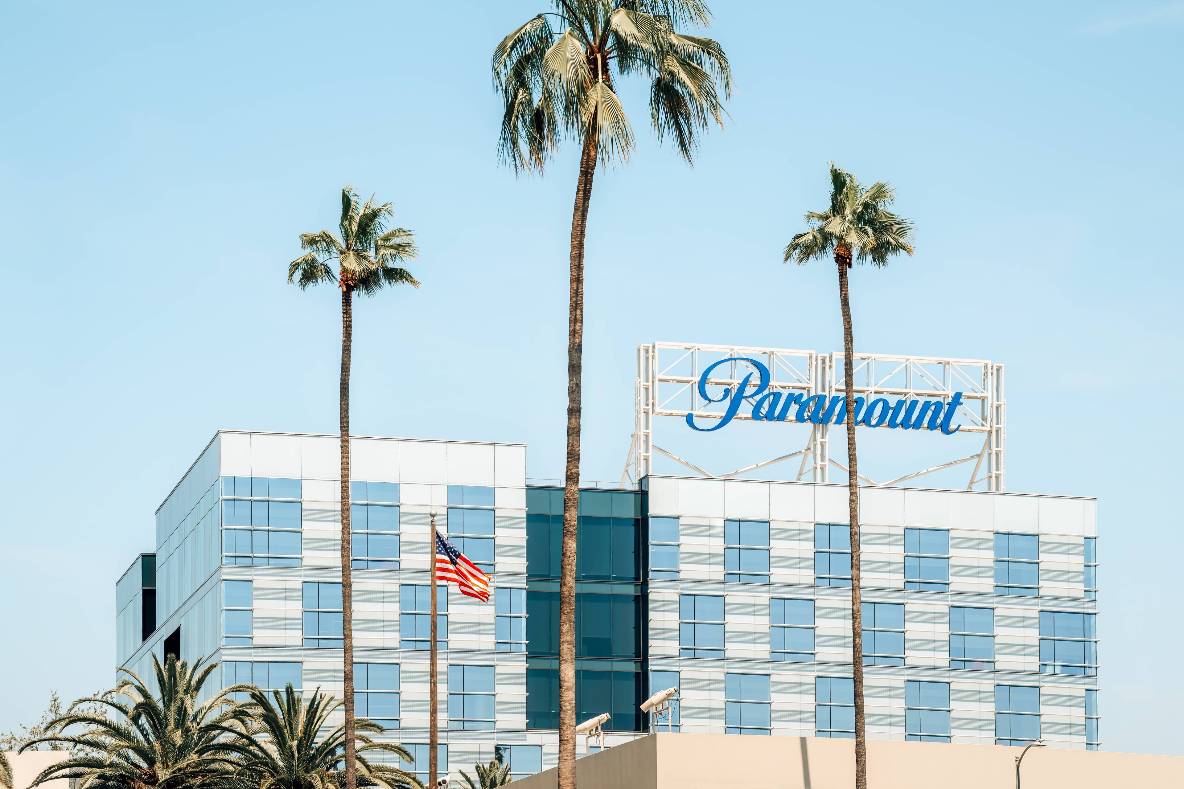 Pressionada por processos pela compra da Warner, Paramount poderá sair de Hollywood