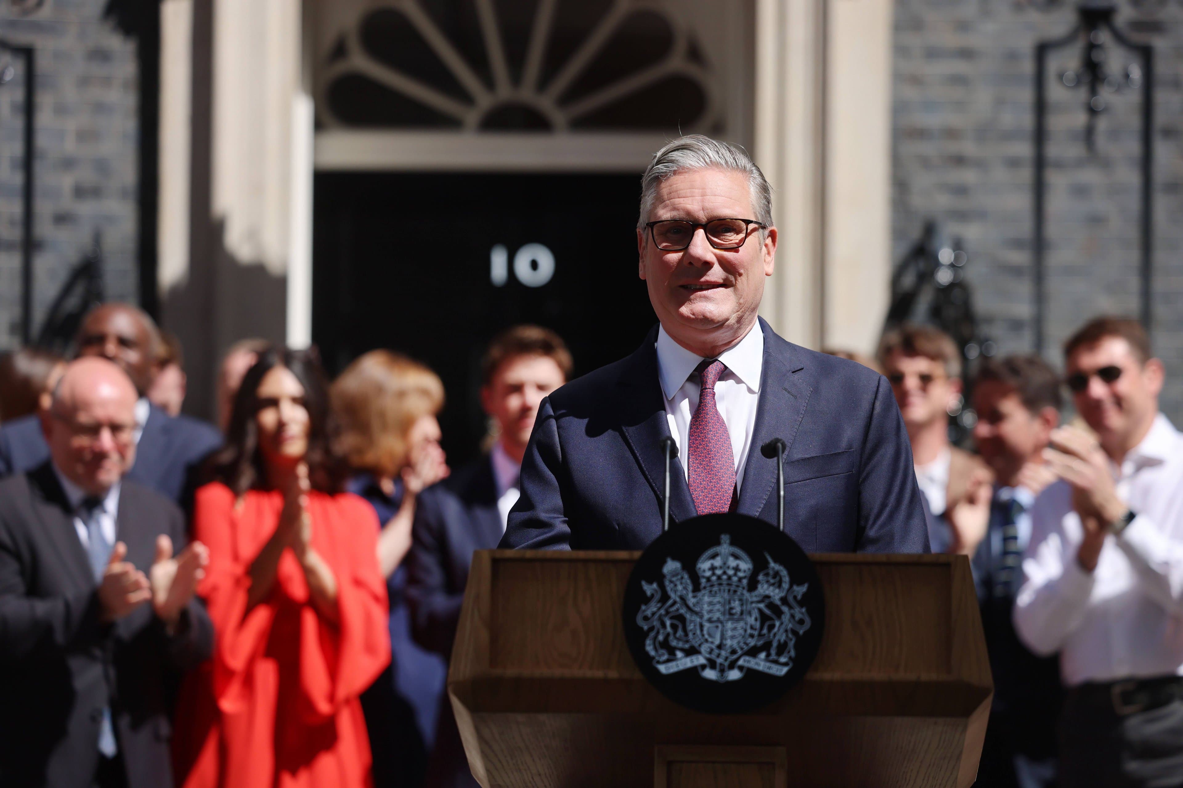 Keir Starmer deixa o governo e diz que missão foi cumprida