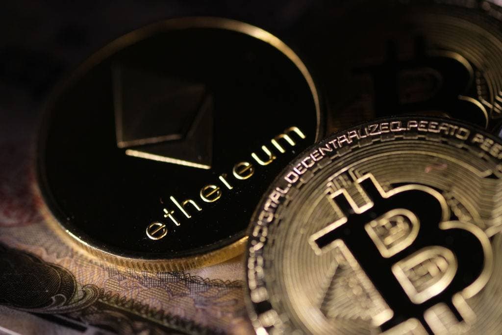 ETFs de bitcoin completam duas semanas de entradas, mas demanda segue fraca