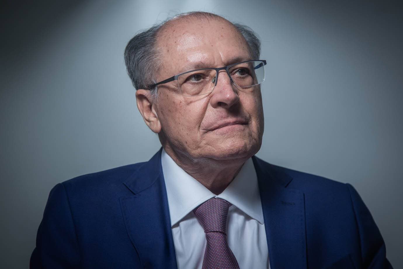 Alckmin diz que governo não vai retaliar os EUA por tarifaço: 'Olho por olho deixaria os dois cegos'
