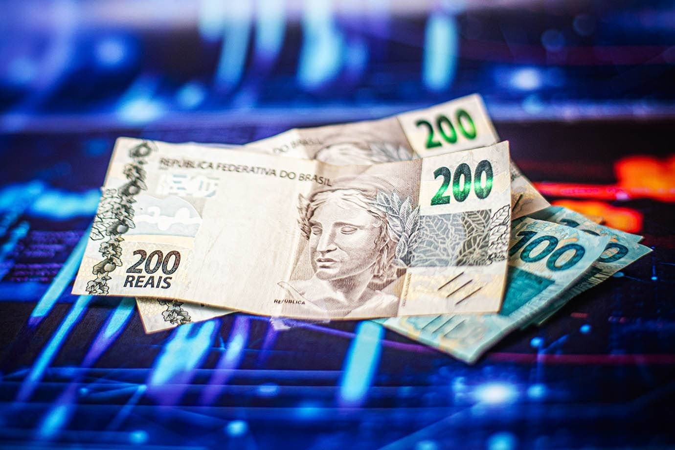 Com juro alto, empresas transformam receitas futuras em liquidez imediata