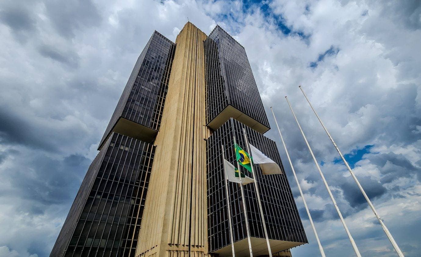 Por que o Copom deve cortar a Selic para 14% e qual o espaço para novas reduções, segundo BTG