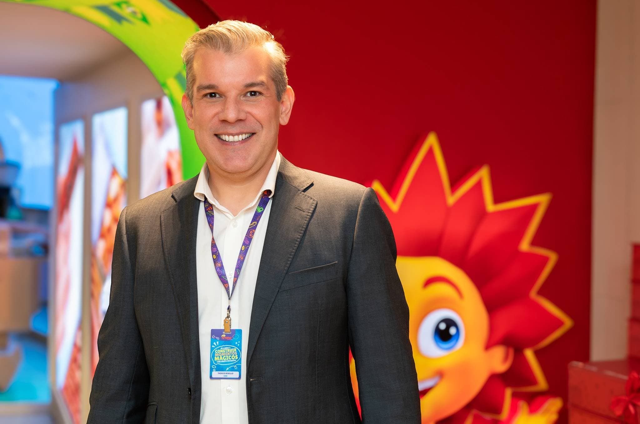 Aos 38 anos, Ri Happy tira brinquedos das lojas para vender mais