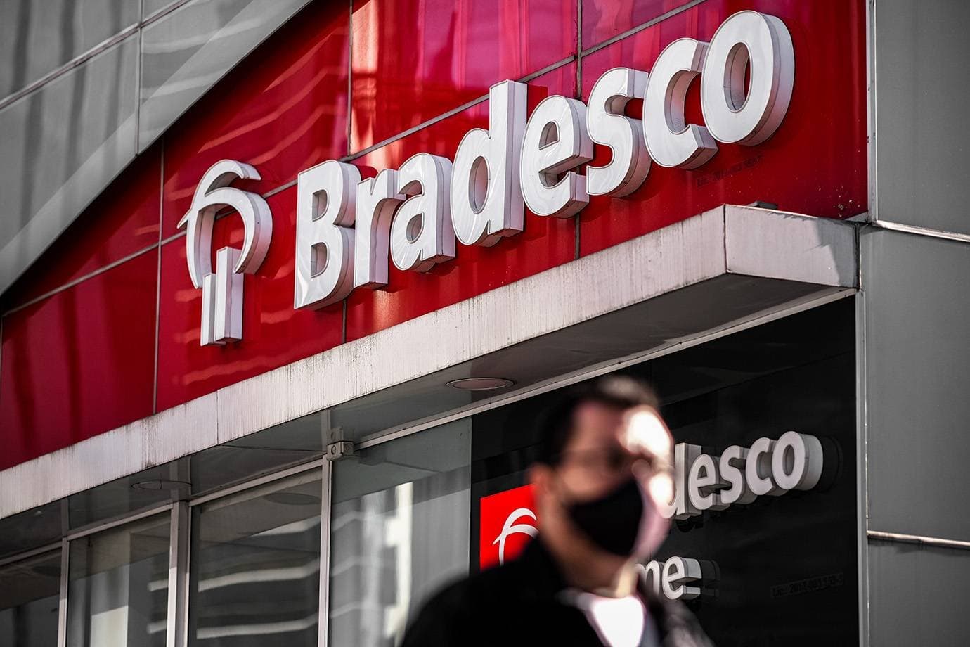 Bradesco lucra R$ 7,1 bilhões no 2º trimestre, alta de 16,2% em um ano