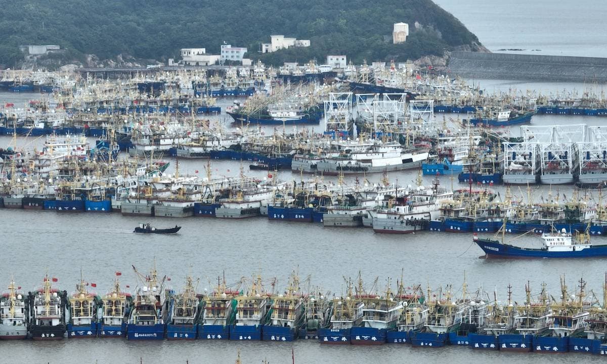 Tufão atinge costa da China e pode ampliar atrasos na exportação global