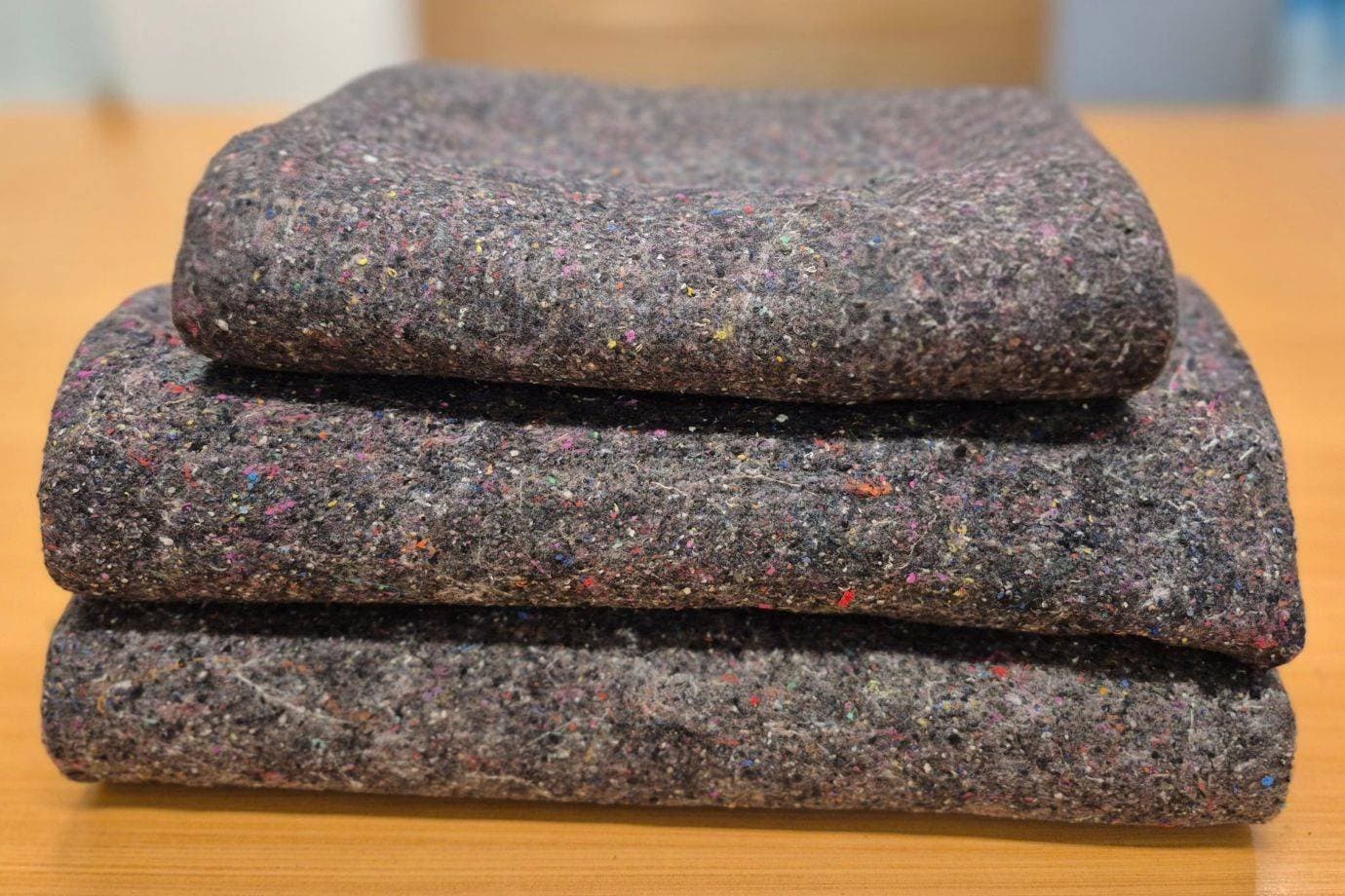 FedEx transforma quatro toneladas de uniformes em mais de 6 mil cobertores