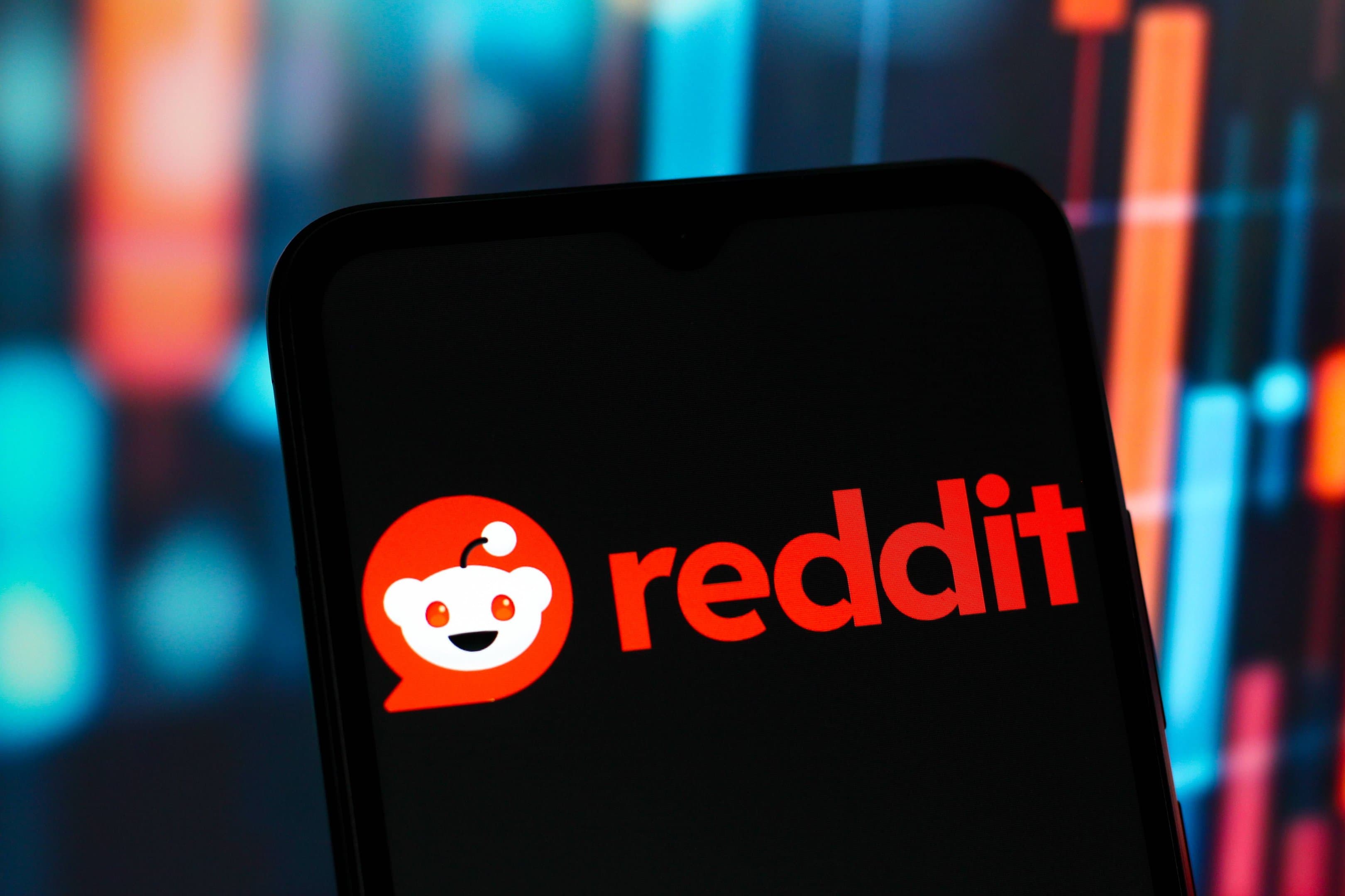 Reddit vai entrar no S&P 500 e ação dispara no pré-mercado