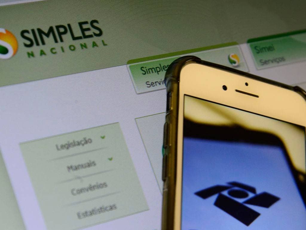 Reforma Tributária muda prazo do Simples Nacional: empresas têm até setembro para aderir