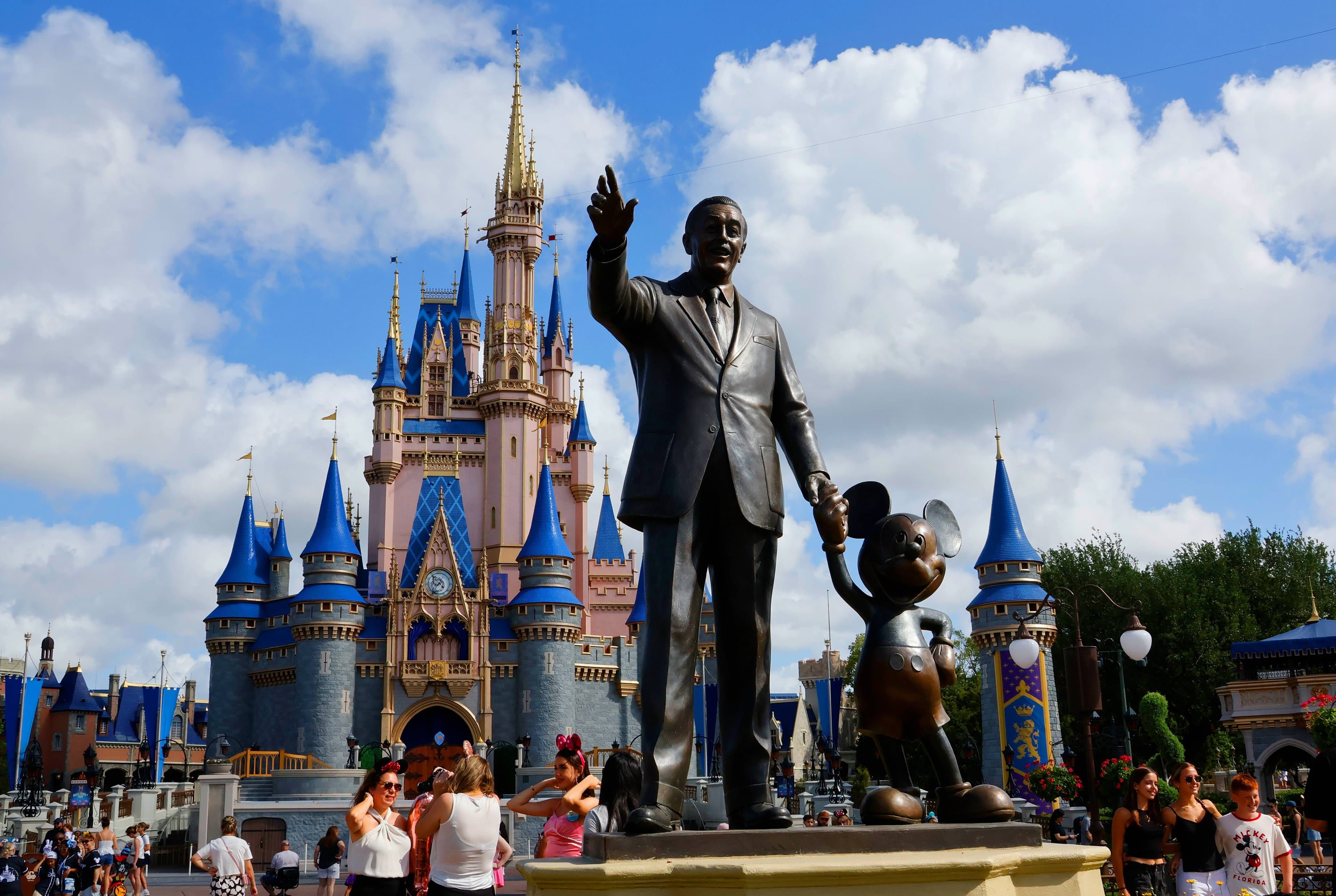 Disney corta benefício de saúde para parte dos cônjuges de funcionários