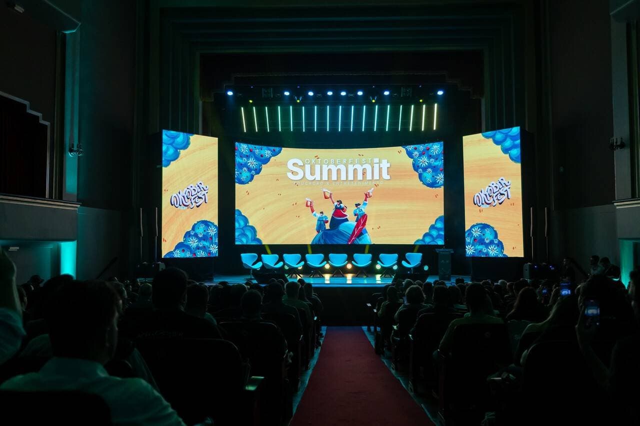 Oktoberfest Summit: os bastidores da indústria de eventos que gera R$ 7,6 bi